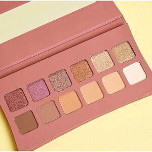 Illamasqua Unveiled Artistry Palette
